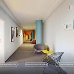 Auberge de jeunesse Aparthostel Private *